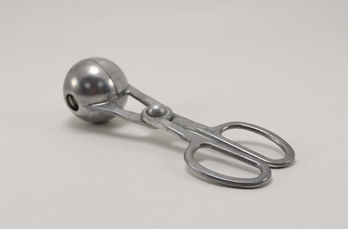 Vintage Nevco Cast Aluminum Meatball Maker Midcentury Kitchen Tool Utensil Japan - 第 1/6 張圖片