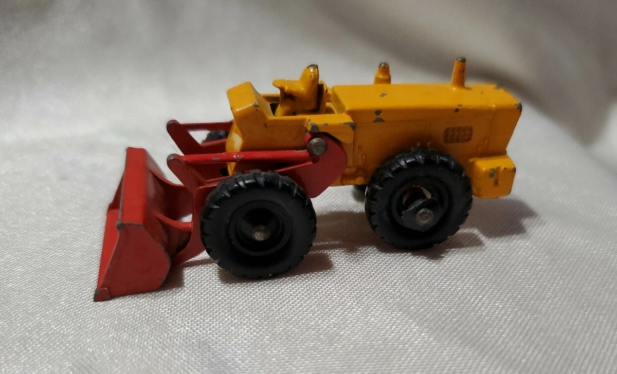 Aveling barford tractor store shovel lesney