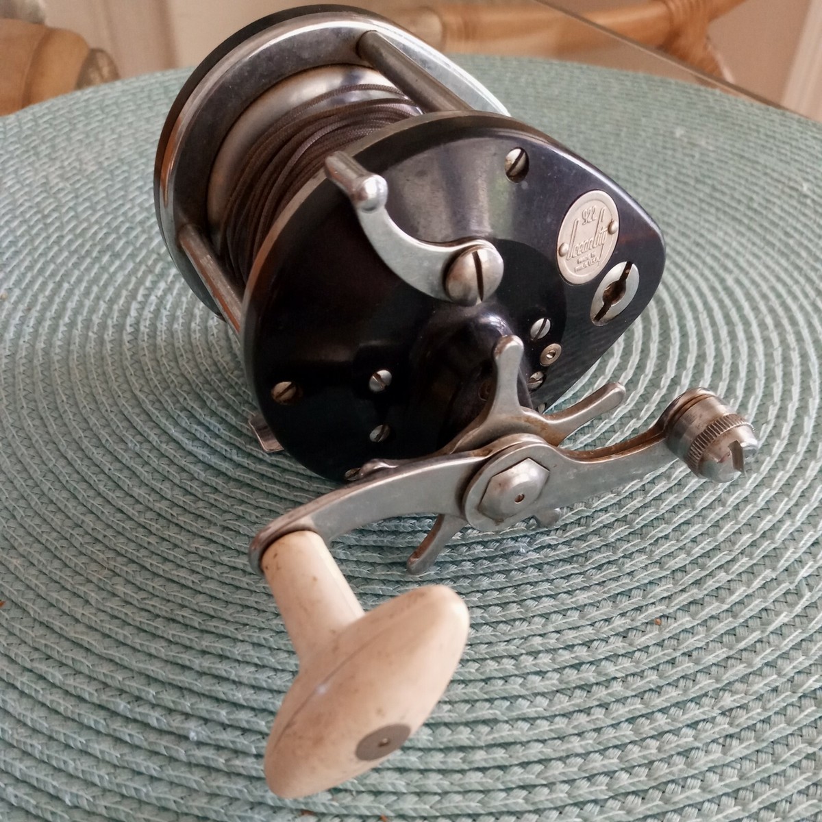 Vintage Ocean City Model 922 Teardrop Trolling Level Wind Fishing