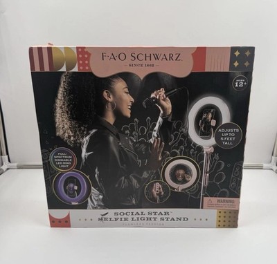 FAO Schwarz Social Star Selfie Light Stand *NEW IN BOX*
