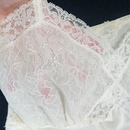 Vintage 1960's Van Raalte Opaquelon lace trimmed full slip size 32 ? Ivory #2226 - Picture 7 of 19