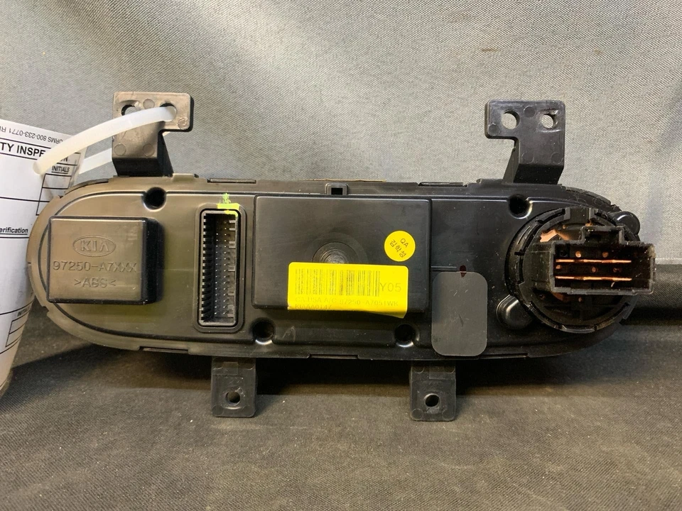 Fits 2015 Kia Forte Heater A/C Control OEM#:97250A7052WK Foto 4 de 4