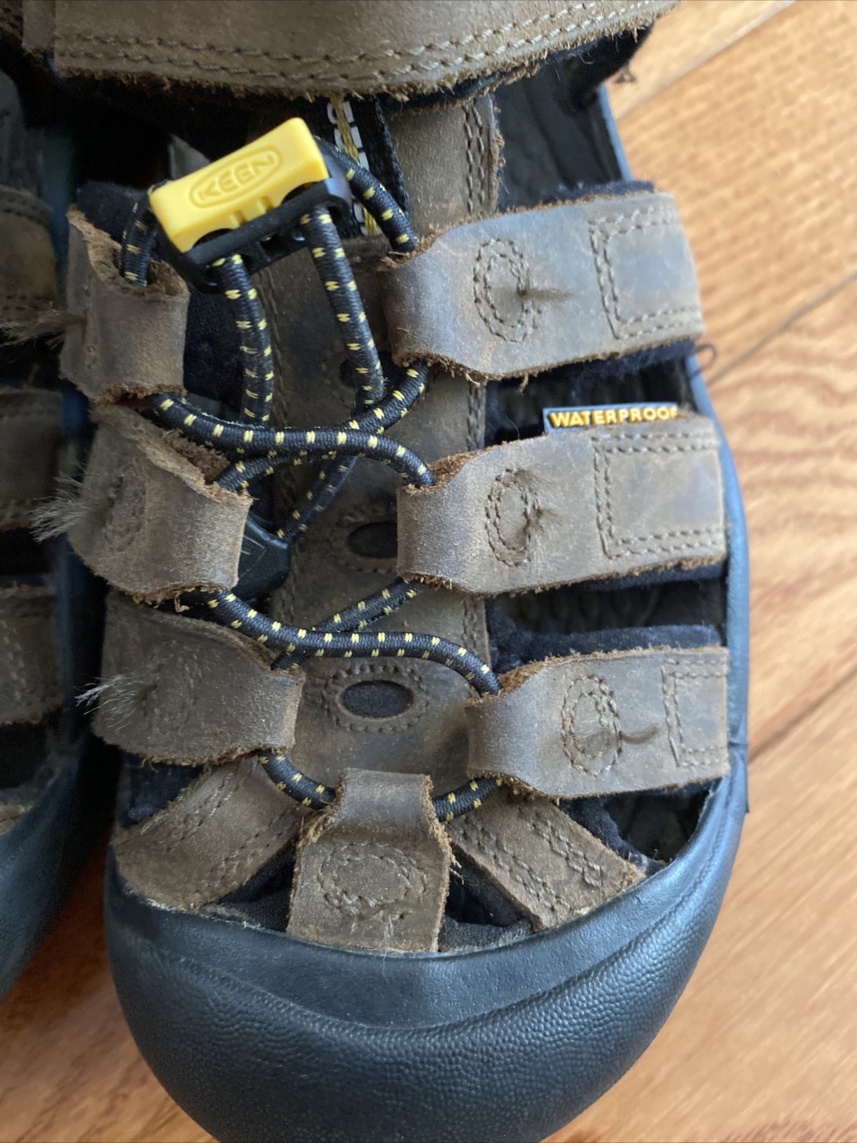 Sandali Keen Newport Premium impermeabili in pelle marrone bambini ragazzi taglia 3