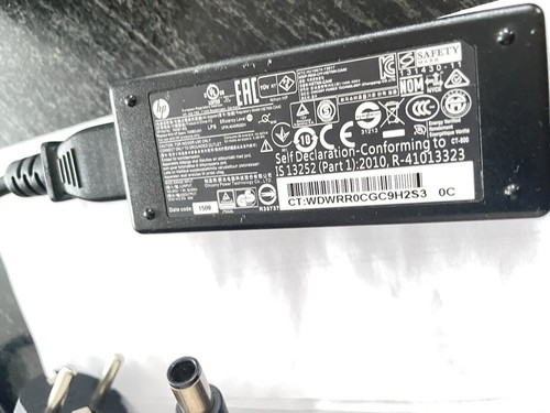 HP Netzteil 19,5V 2,31A 45W Spare 744893-001 für Laptop Notebook HSTNN-CA40/DA40