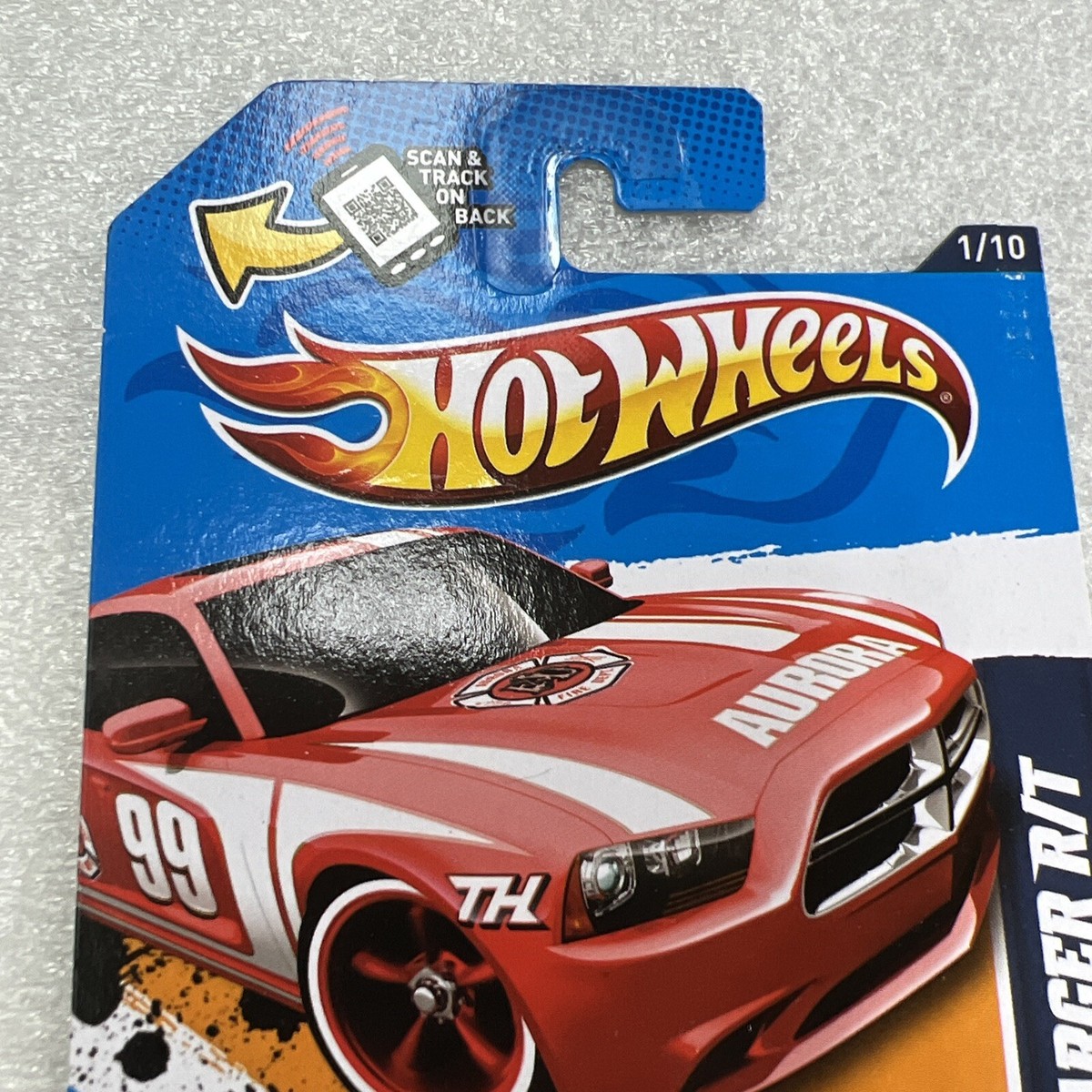 Hot Wheels Super Treasure Hunt 2011 Dodge Charger R/T New On Card