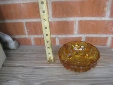 Vintage 5 1/2" Dia. Round Diamond Cut Brown Deep Glass Cigarette Ashtray USA