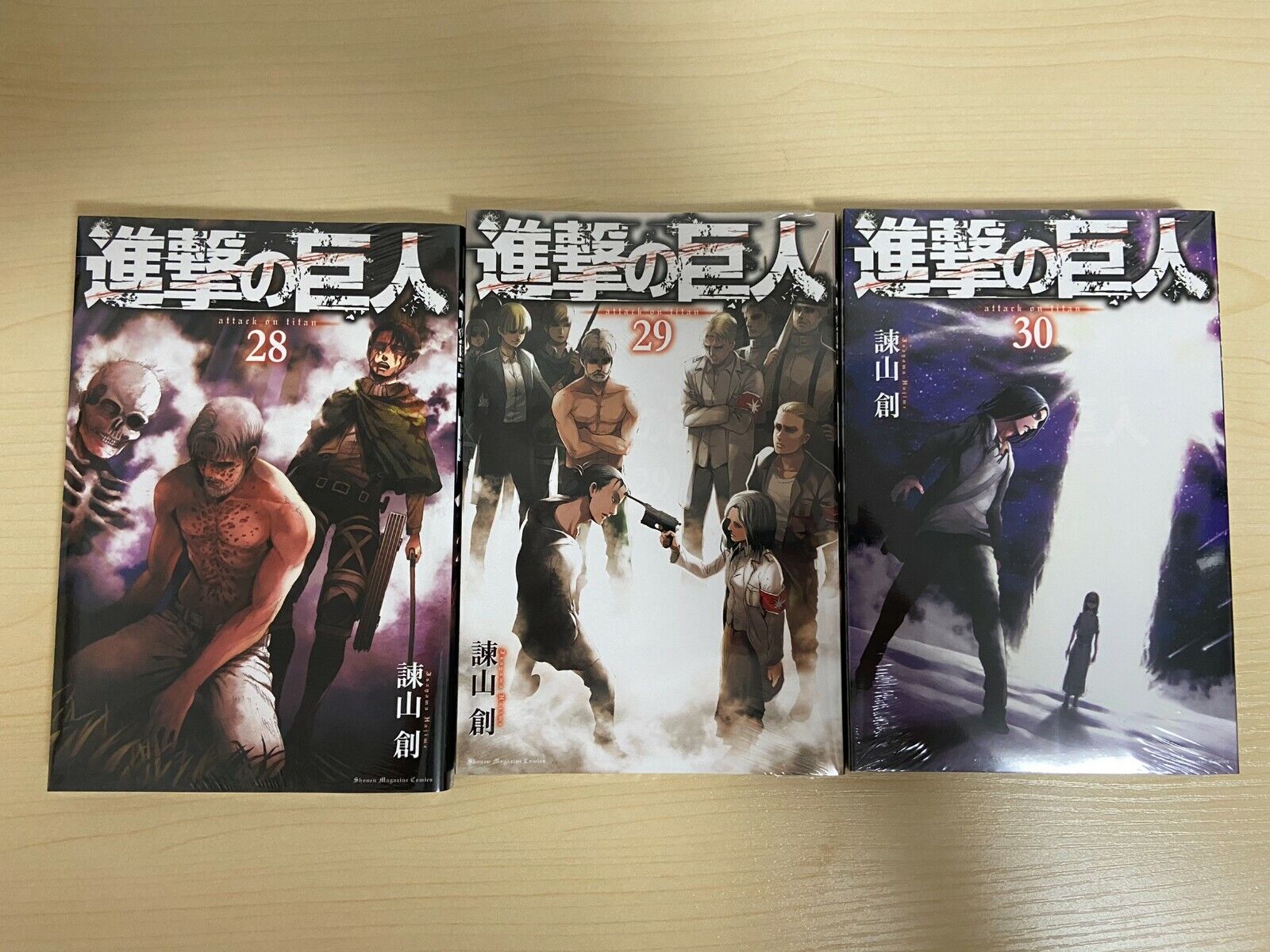 New Attack on Titan Merch  #attackontitan  #shingekinokyojin #aot #snk #shingeki #kyojin #titan #進撃の巨人 #anime #manga