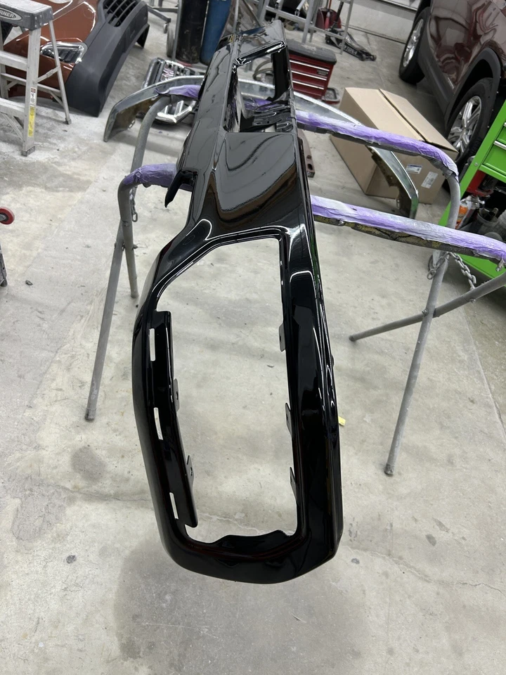 Parachoques trasero Chevrolet Silverado/GMC SIERRA 1500 2019 2020 2021 2022 OEM Foto 2 de 4