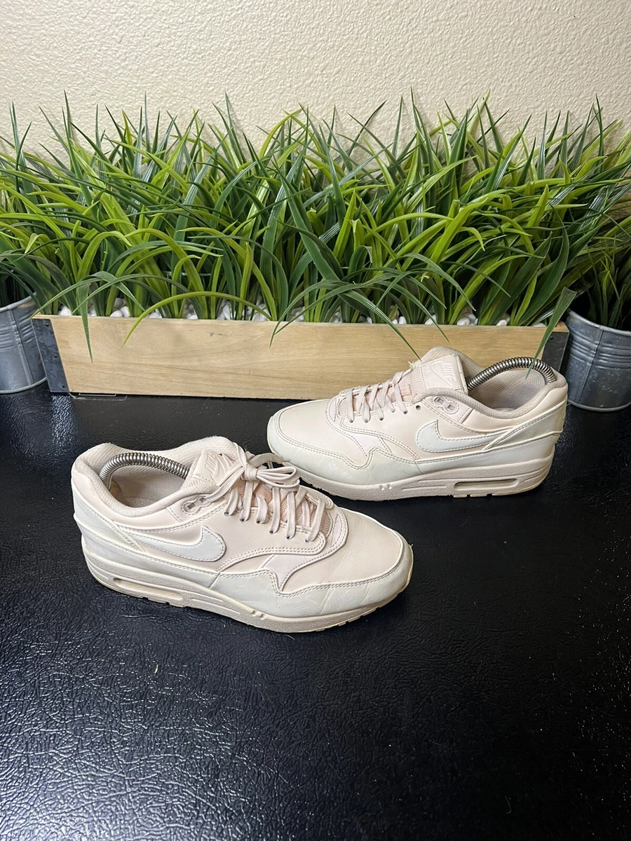 Women's air max outlet 1 lx guava ice