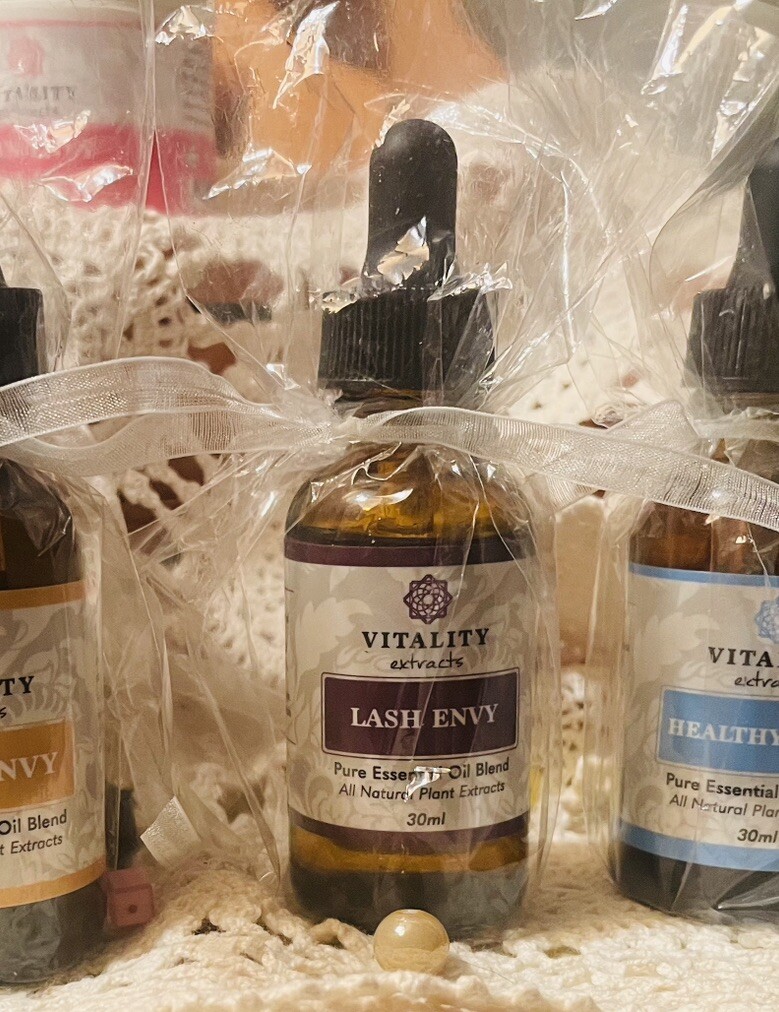 Lash Envy ~Vitality Extracts~ 30 ml Essential Oil~ Christmas gift ready