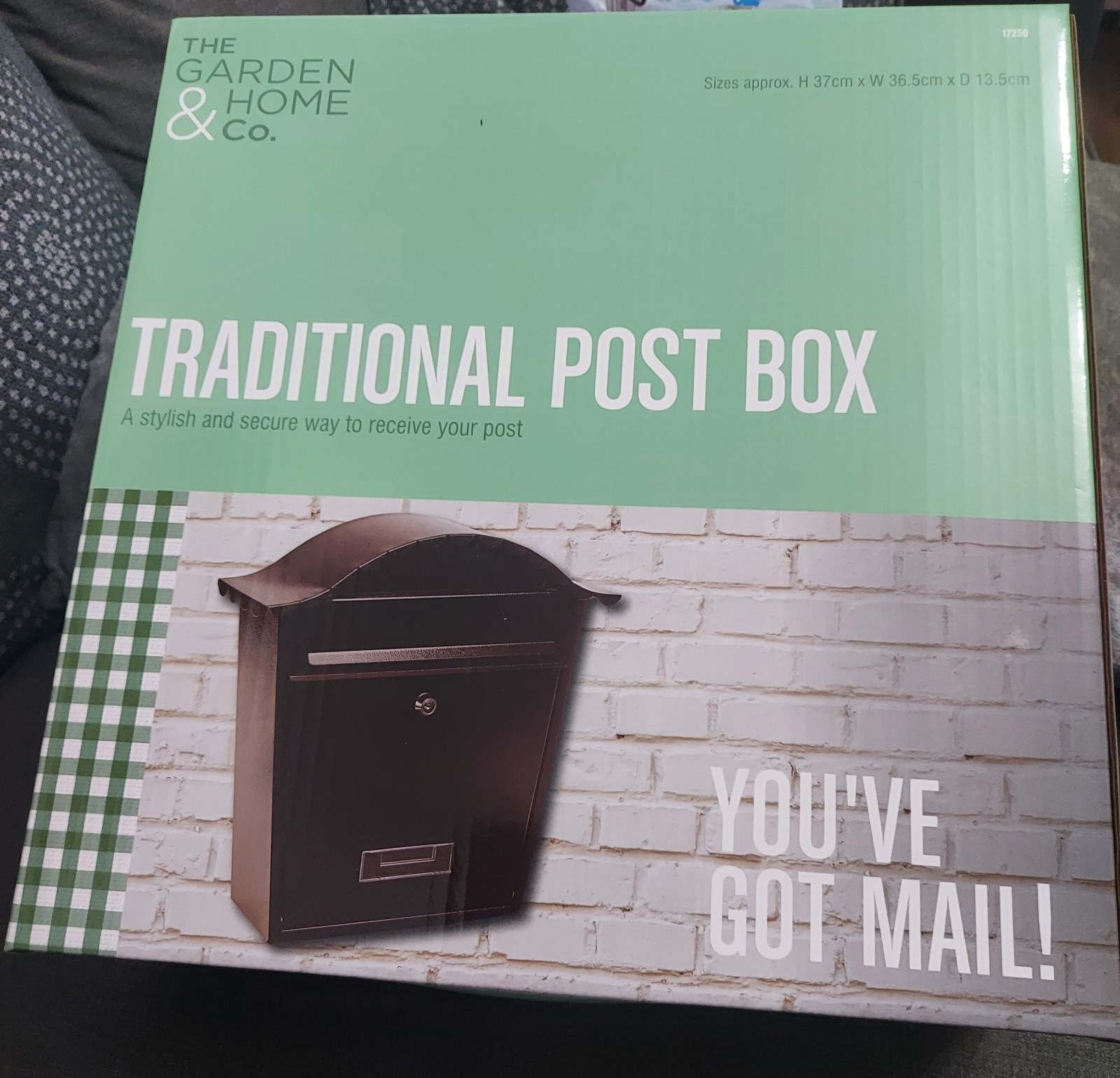 Traditional Post Box