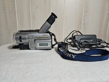 Sony DCR-TRV103 Digital8 Hi8 8mm Video8 Camcorder NTSC With Sony AC Adaptor