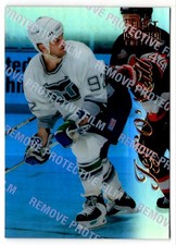 1996-97 Select Certified Mirror Blue Jeff O'Neill Hartford Whalers #90