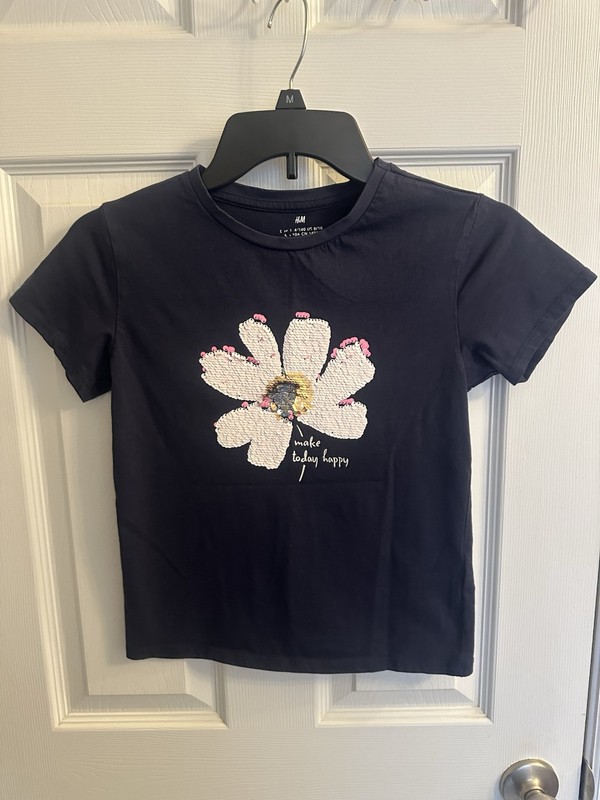 H&M Girls T-shirt 8/10 navy blue Flip sequin flower  short sleeve Spring Summer