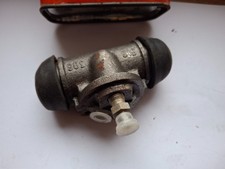 Cylindre de roue Peugeot 404