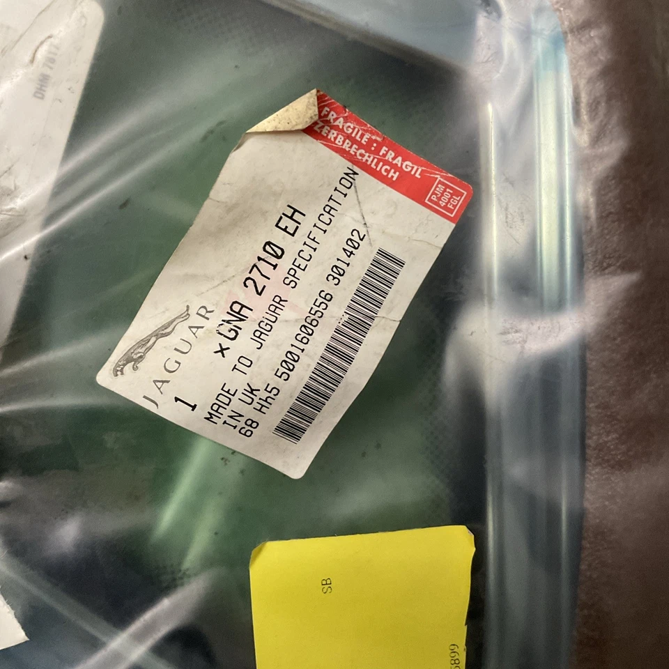 Jaguar XJ8 1998-2002 cuarto de ventana cromado derecho y moldura GNA 2710 EH Foto 2 de 4