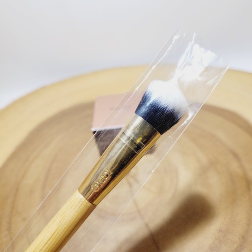 tarte Amazonian Clay Cream Shadow (deep rose) With Angled Eyeshadow Brush Set - 第 8/15 張圖片
