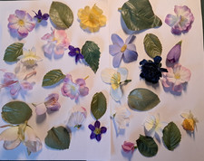 Seidenblumen - Konvolut Blütenköpfe und Blätter