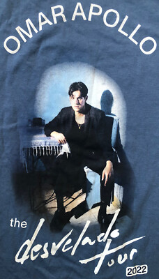 Omar Apollo Desvelado Tour Tシャツ 2022 NWOT Omar Apollo 2022 'The Desvelado Tour' Band T-Shirt, Cobalt
