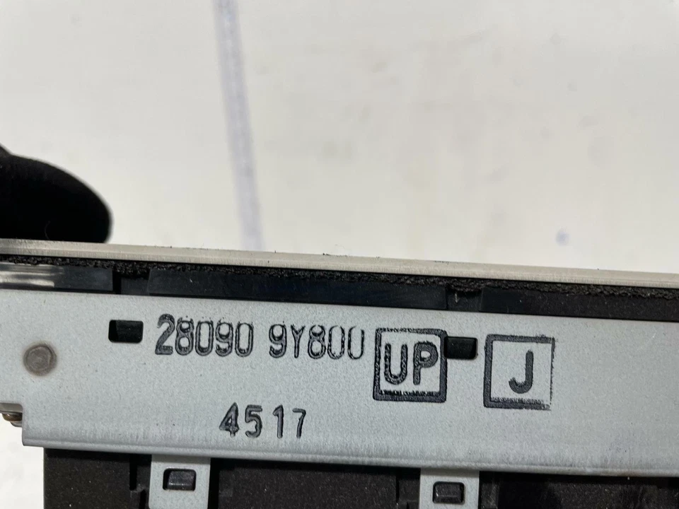 Nissan Maxima Display Cluster J31 02/2002-05/2009 - image 3 of 4