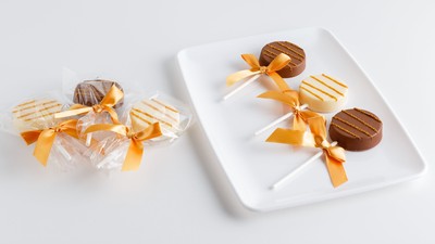 Chocolate Pops Gold Sprinkle