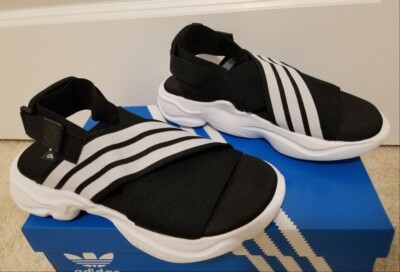 Adidas Originals Magmur Sport Sandal Black and White Size 6B - Worn once