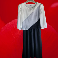 Good Times Dress size 10-12 Black White Holiday Party Classic Evening Vtg USA