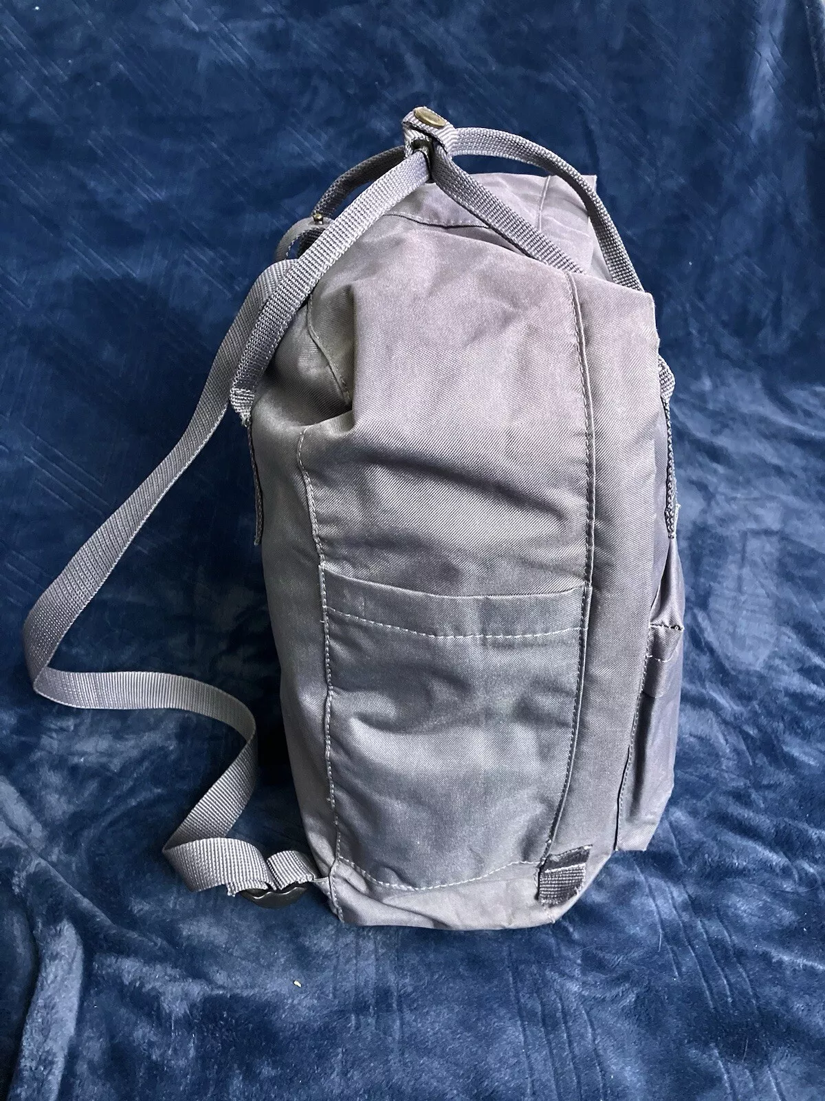 fjallraven classic zip pocket day bag school issues 