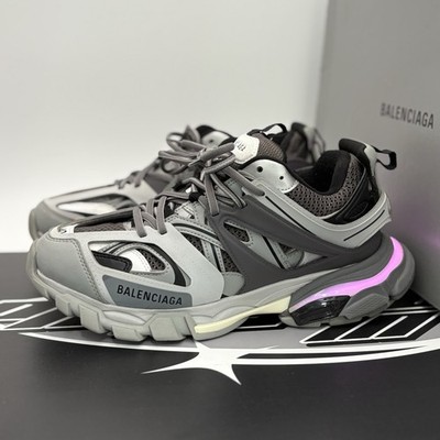 新品未使用　BALENCIAGA TRACK トラック　サイズ40 Size 40 (7 US) - Balenciaga Track LED Sneaker ' Silver, Grey