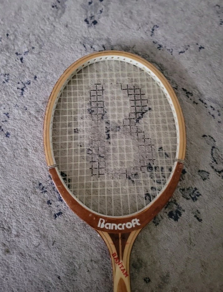 Raqueta de tenis de madera modelo juvenil especial Bancroft Bantam de colección Foto 3 de 4