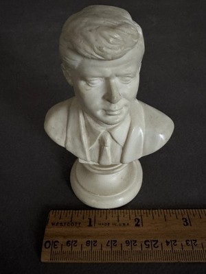 SMALL JOHN F KENNEDY JFK WHITE RESIN BUST VINTAGE