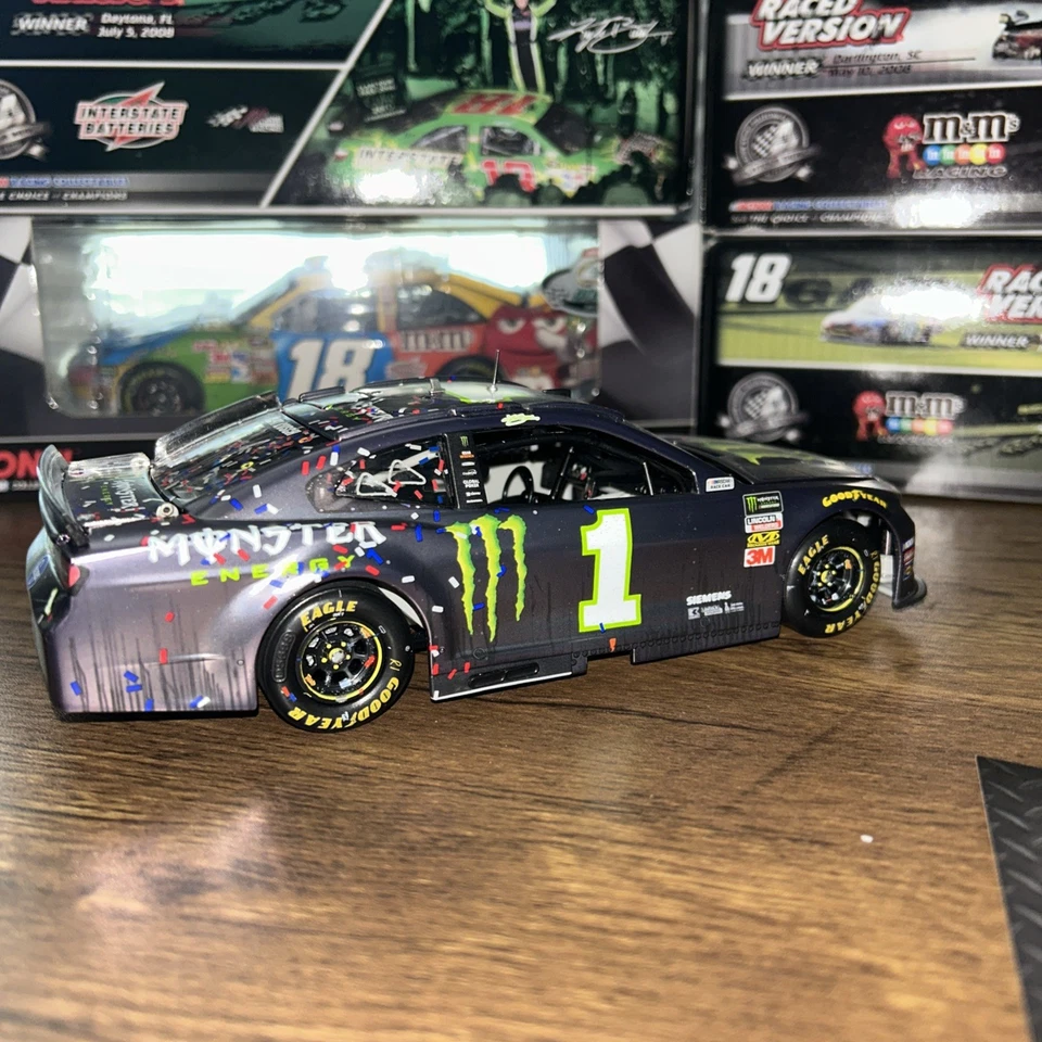 Kurt Busch #1 2019 MonsterEnergy Kentucky Raced Win Elite Color Chrome (1 of 31) - Image 2 of 4
