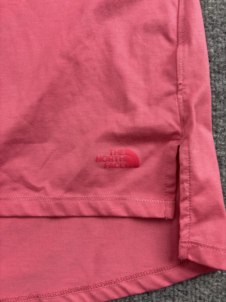 Camisa feminina The North Face manga longa rosa média caminhada atlética gola redonda - Imagem 2 de 4