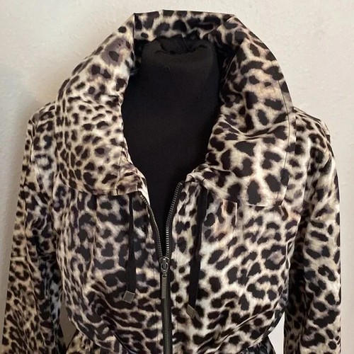 💋DANA BUCHMAN - LEOPARD ANIMAL PRINT FULL ZIP SATINY MIDI COAT - SZ M - Picture 8 of 8