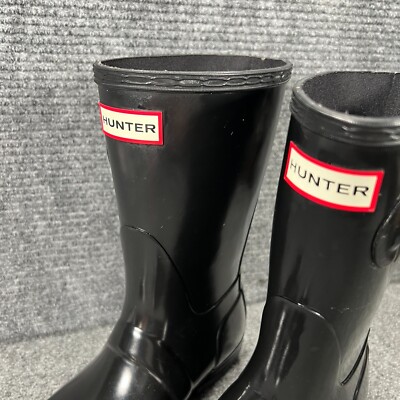 Hunter Boots Womens Size 6 Black Short Glossy Pull On Buckle Rain