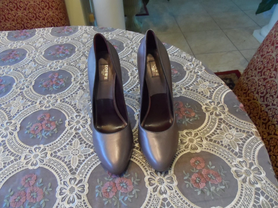 Bomba de tacón Loewe metálica de cuero cobre/marrón talla EU 39 - US 9 Foto 2 de 4