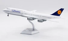1:200 SQ Wings Lufthansa Boeing 747-8 D-ABYA Passenger Airplane Diecast Model