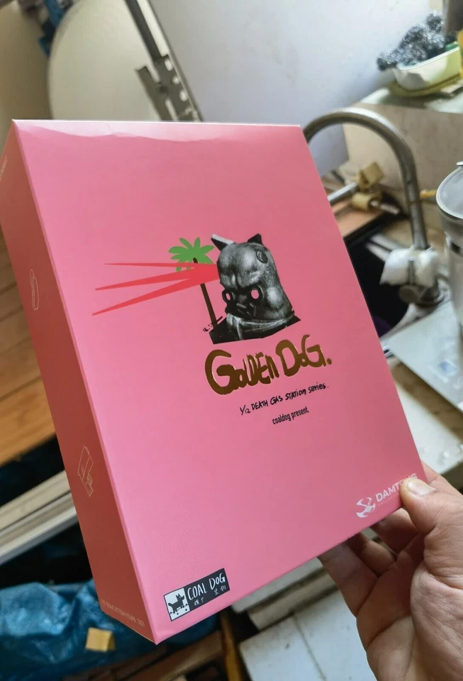 Damtoys x Coal Dog PES022 GOLDEN DOG – Posto de Gasolina da Morte 1/12 FIGURA Modelo - Imagem 3 de 4