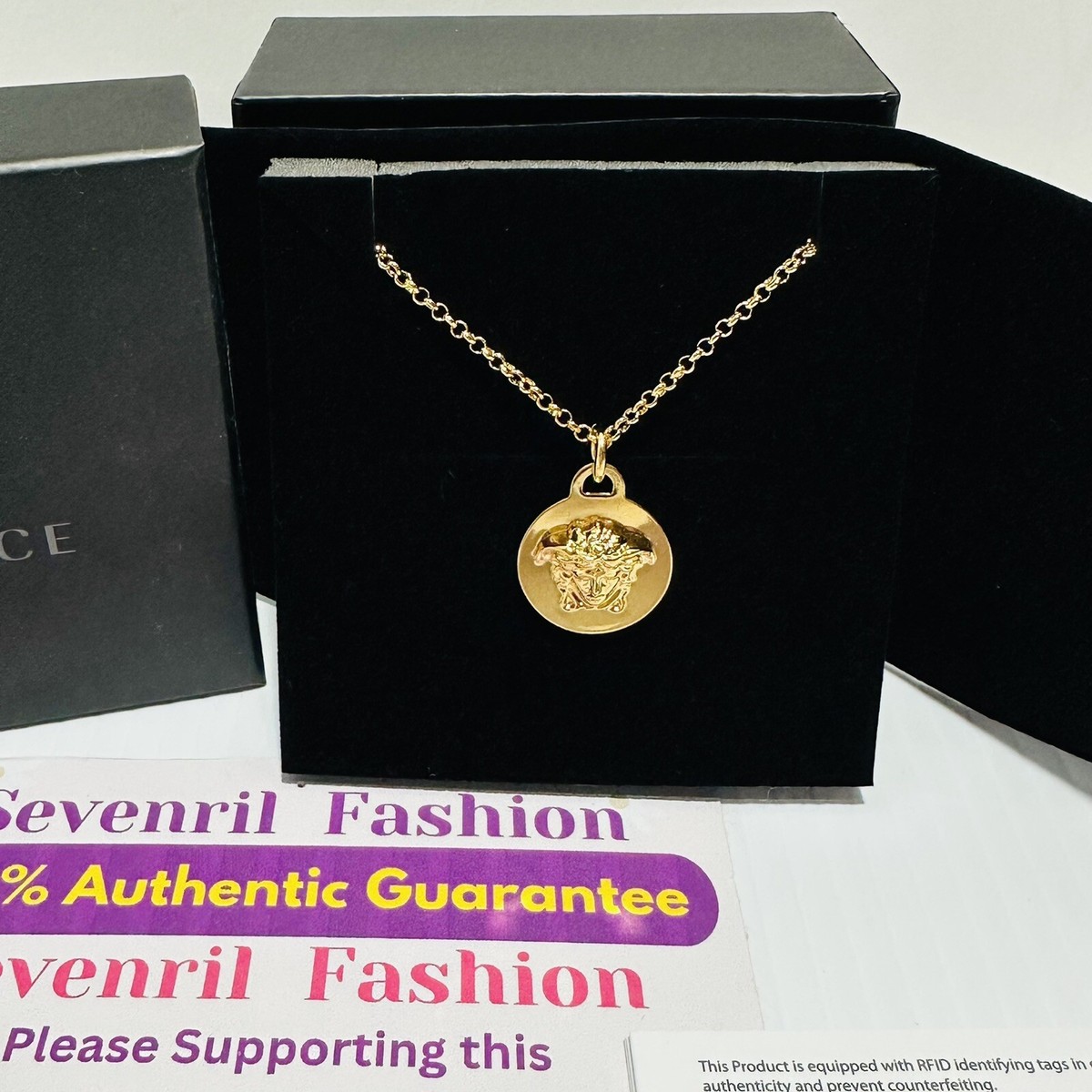 VERSACE Medusa Biggie Coin チャームネックレス Medusa Biggie Necklace Gold | VERSACE US