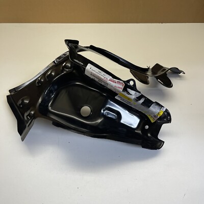 2018-2020 TOYOTA CAMRY REAR RIGHT PASSENGER TAIL LAMP POCKET NEW