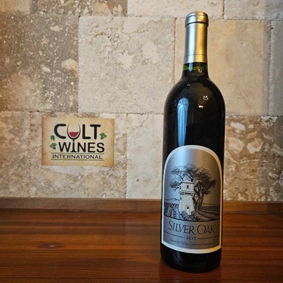 2012 Silver Oak Alexander Valley Cabernet Sauvignon wine