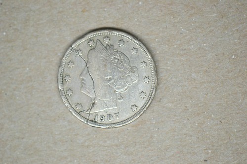 1907 Liberty Nickel- Rare Broken Panchet- Wonderful Dramatic Error - Picture 5 of 10