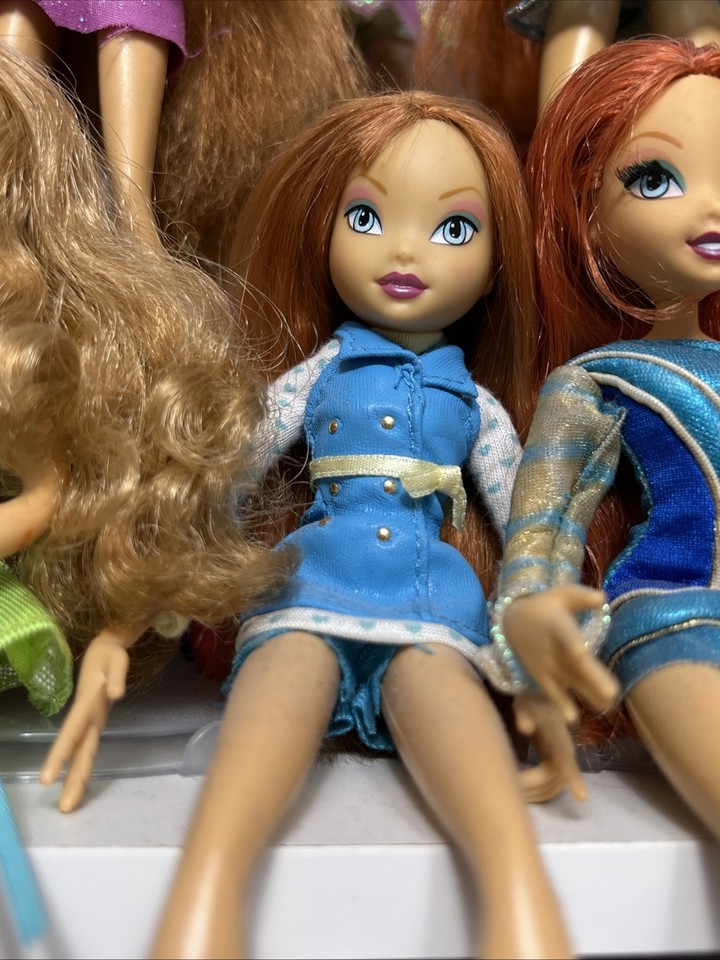 POUPÉE WINX CLUB Bloom avec cils EUR 15,00 - FR
