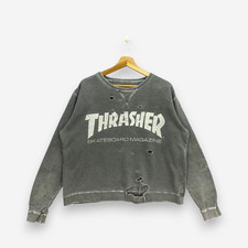 Vintage Y2K Destroyed Thrasher Skateboard Magazine V-Stitch Sweatshirt Size L