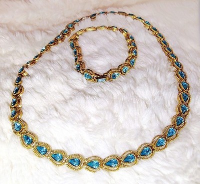 Exquisite Crown Trifari Aqua Blue & Gold Demi-Parure MCM Elegance Mint Condition