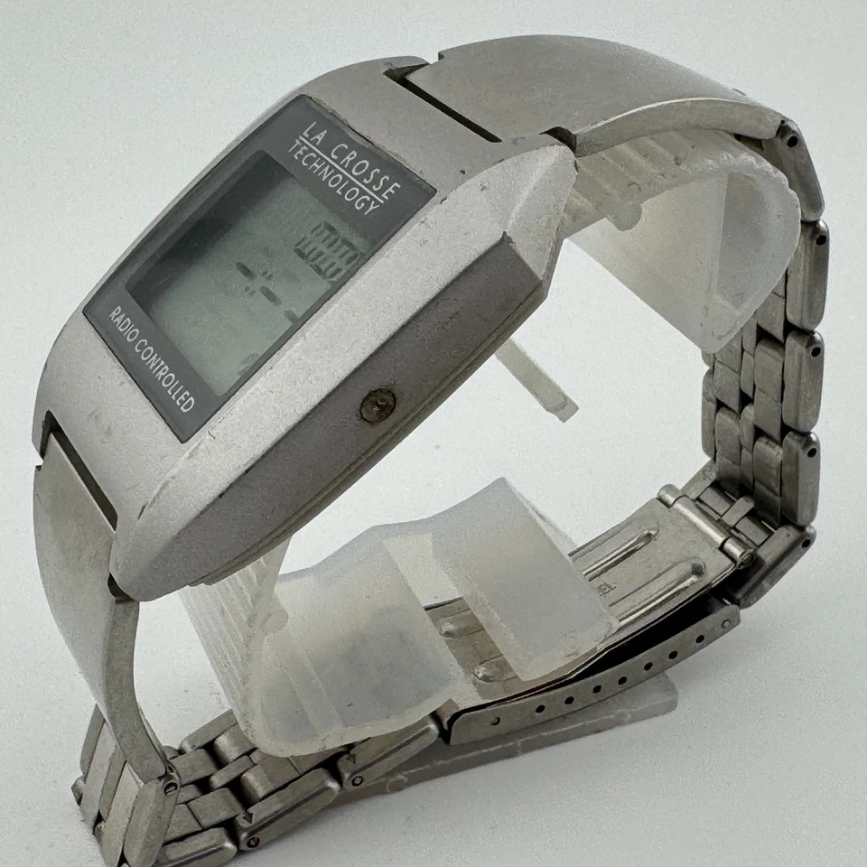 Reloj de Cuarzo LA Crosse WWVB Hombres Plateado Radiocontrolado Día Fecha Batería Nueva Foto 4 de 4