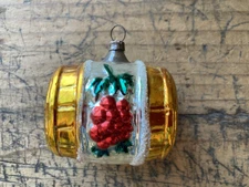 Vintage Blown Glass Embossed Painted wine barrel Christmas Ornament