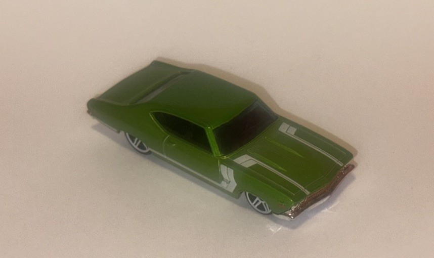 HOT WHEELS Loose '69 Chevelle SS 396 (Green Version)