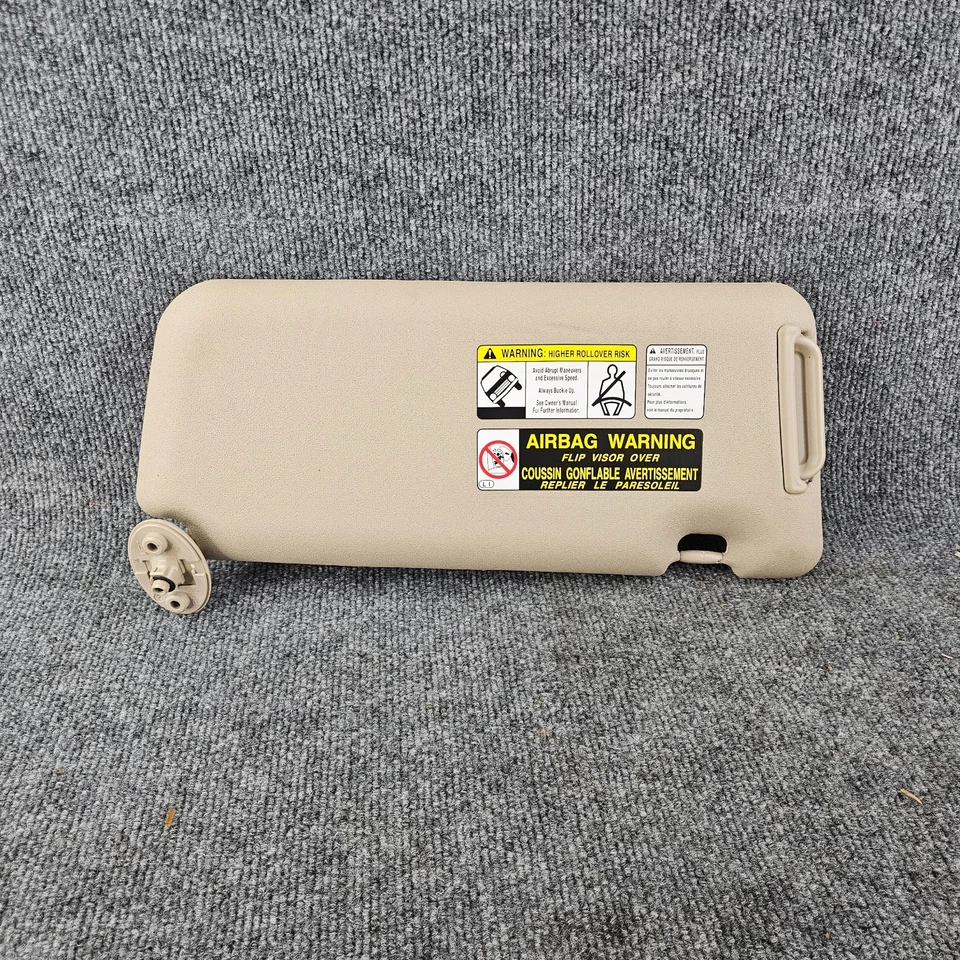 Viseira solar Toyota Highlander 2001-2007 lado do motorista com espelho bege - Imagem 4 de 4