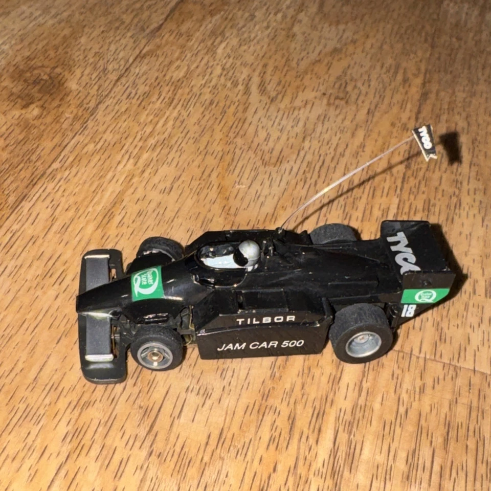 Трассовая автомодель Tyco TCR Total Control Racing Quaker State Formula 1 Indy - Изображение 3 из 4